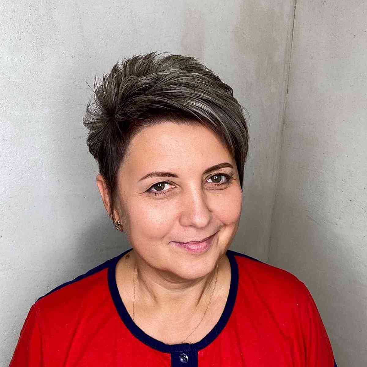 36 Cutest Ways to Get a Pixie Cut with Highlights for a Dimensional Crop