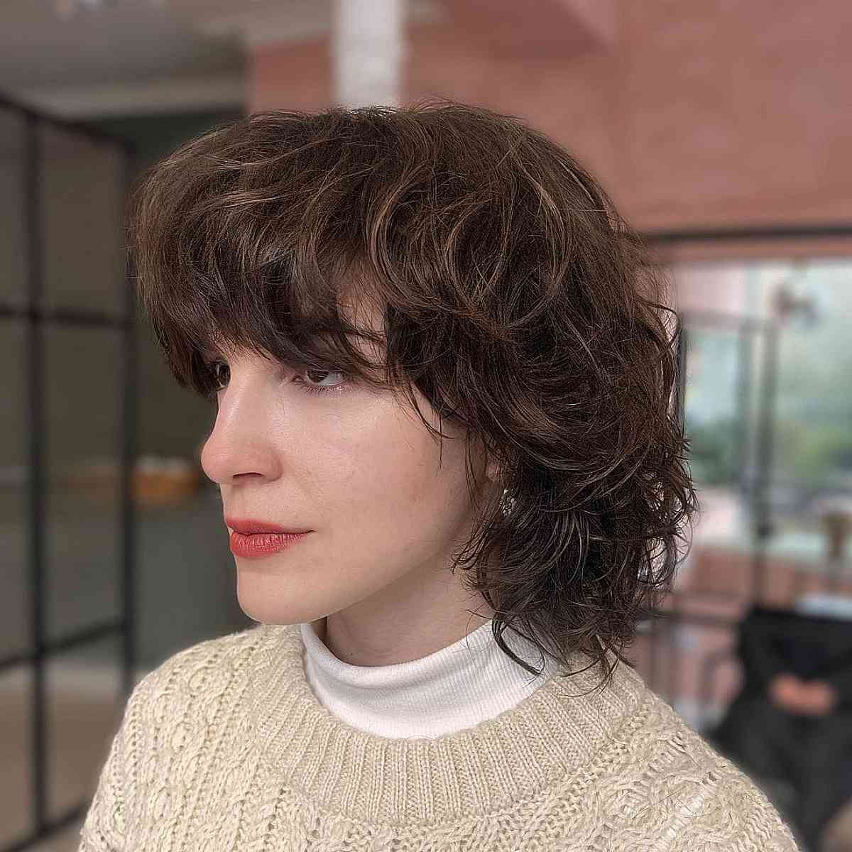 26 Cutest Short Haircuts for Thick, Wavy Hair to Style More Easily