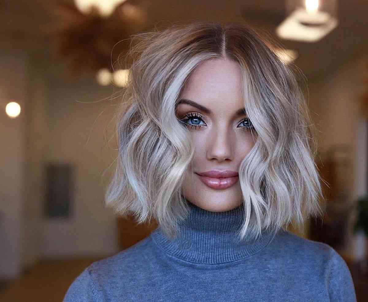 26 Cutest Short Haircuts for Thick, Wavy Hair to Style More Easily
