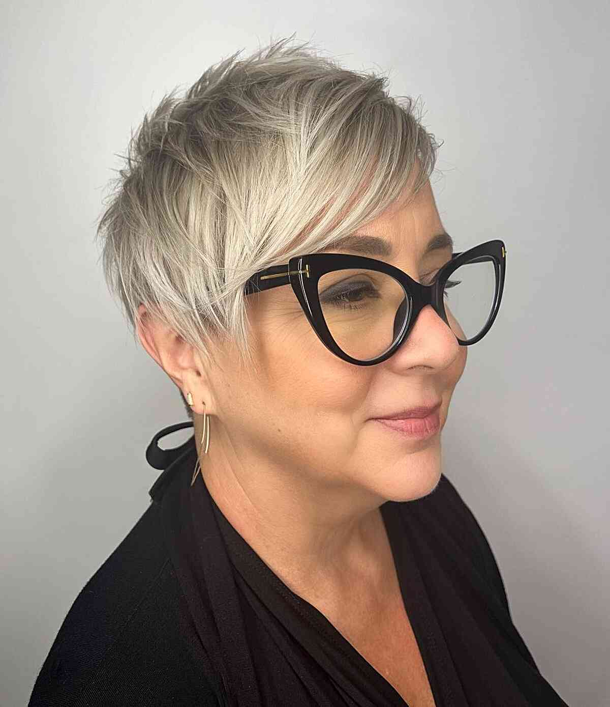 39 Age-Defying Pixie Cuts for Women Over 40 Looking for a Cute Hairdo