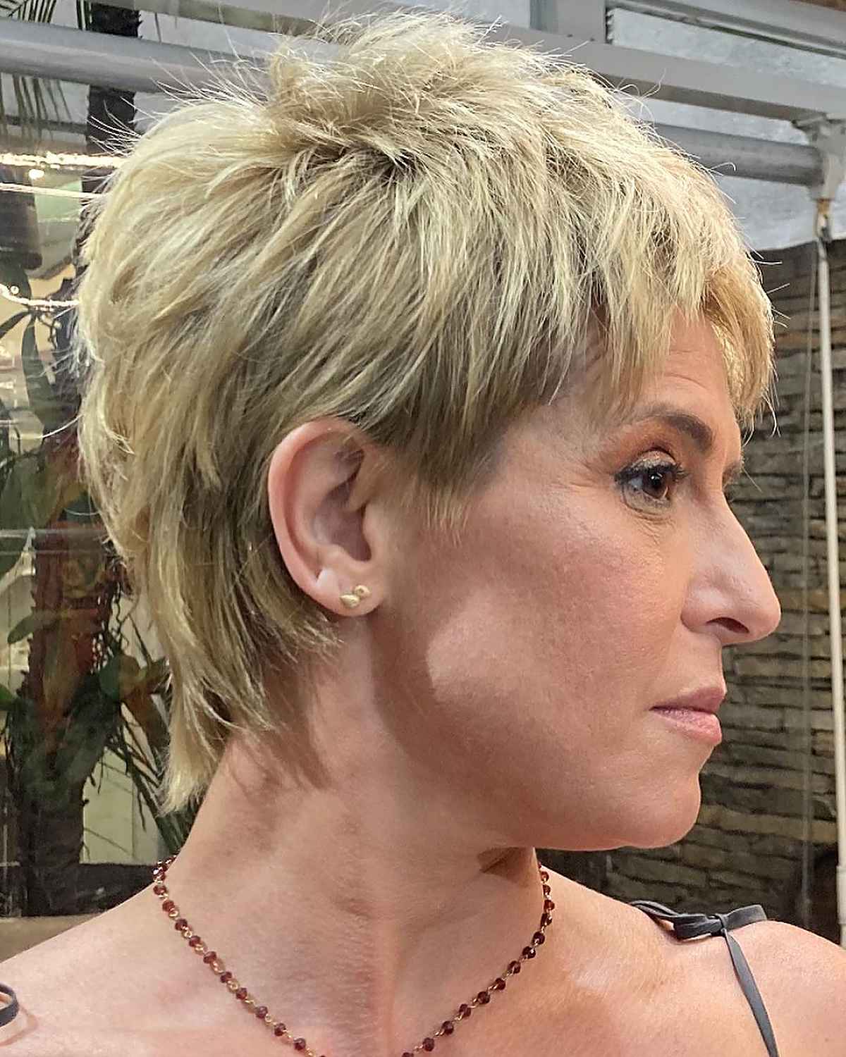39 Age-Defying Pixie Cuts for Women Over 40 Looking for a Cute Hairdo