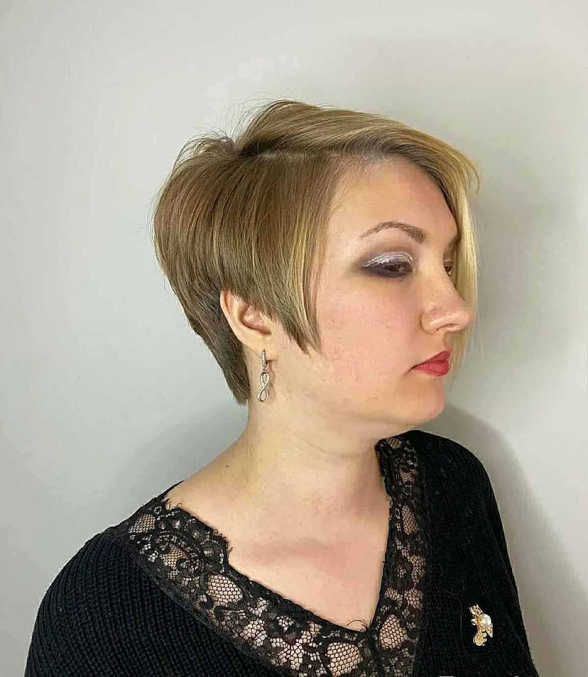 39 Age-Defying Pixie Cuts for Women Over 40 Looking for a Cute Hairdo