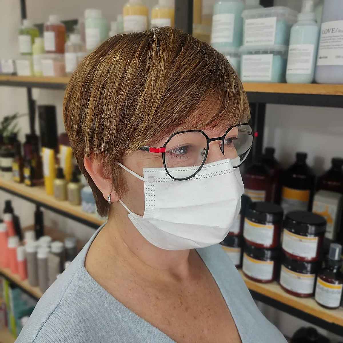 39 Age-Defying Pixie Cuts for Women Over 40 Looking for a Cute Hairdo