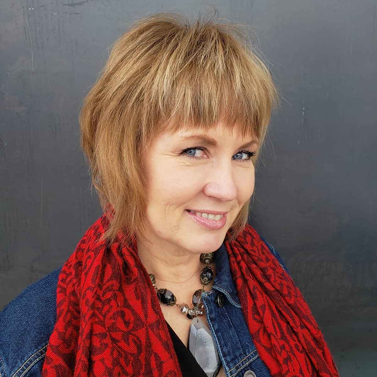 29 Short Shaggy Haircuts Women In Their 60s Can Totally Pull Off