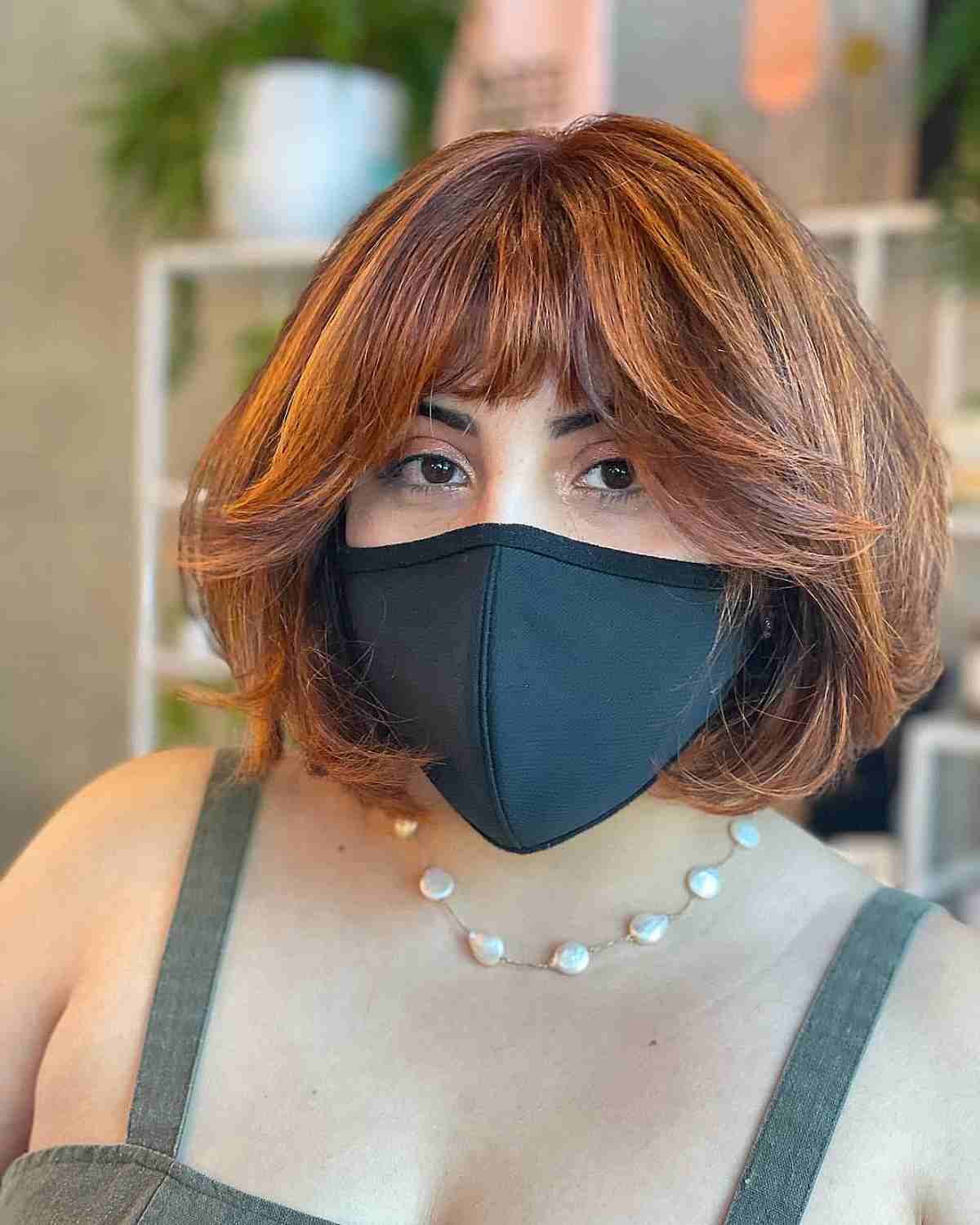 21 Flattering Short Haircut Ideas for Full Faces to Look Thinner