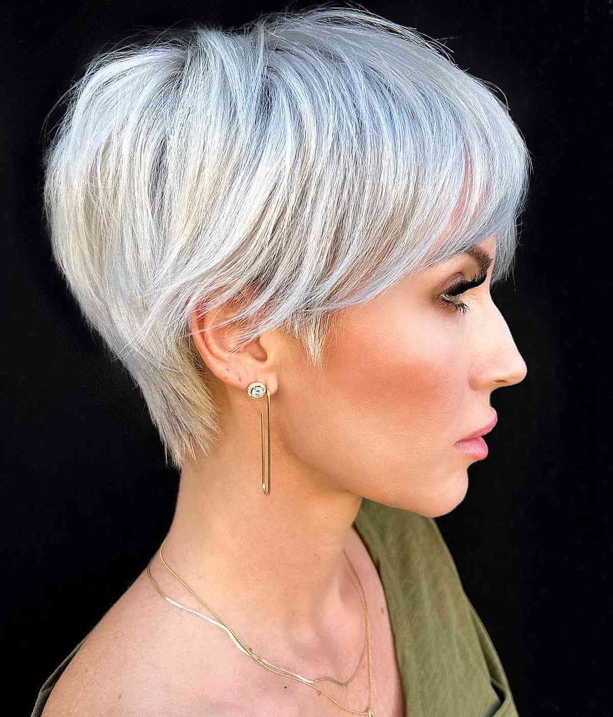 23 Prettiest Platinum Pixie Cuts for Cooler Blonde Crop