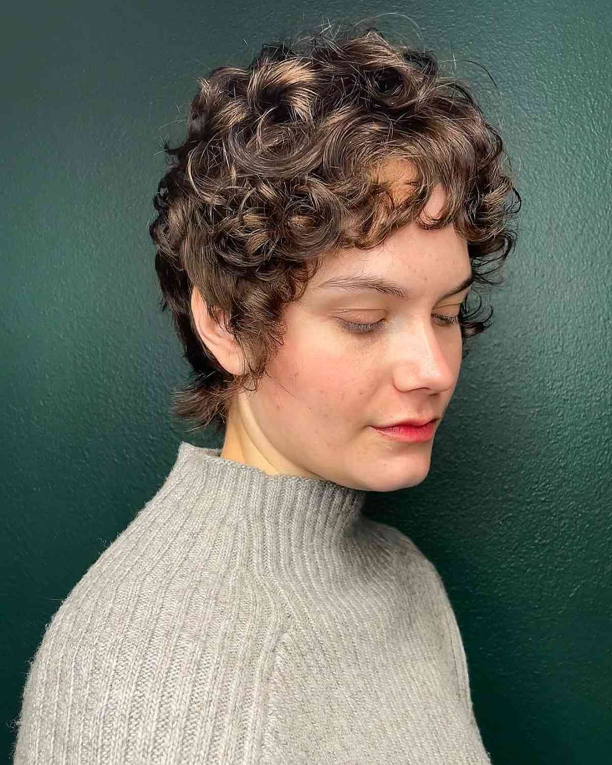 32 Cutest Short Shaggy Haircuts for Fine Hair to Look Fuller