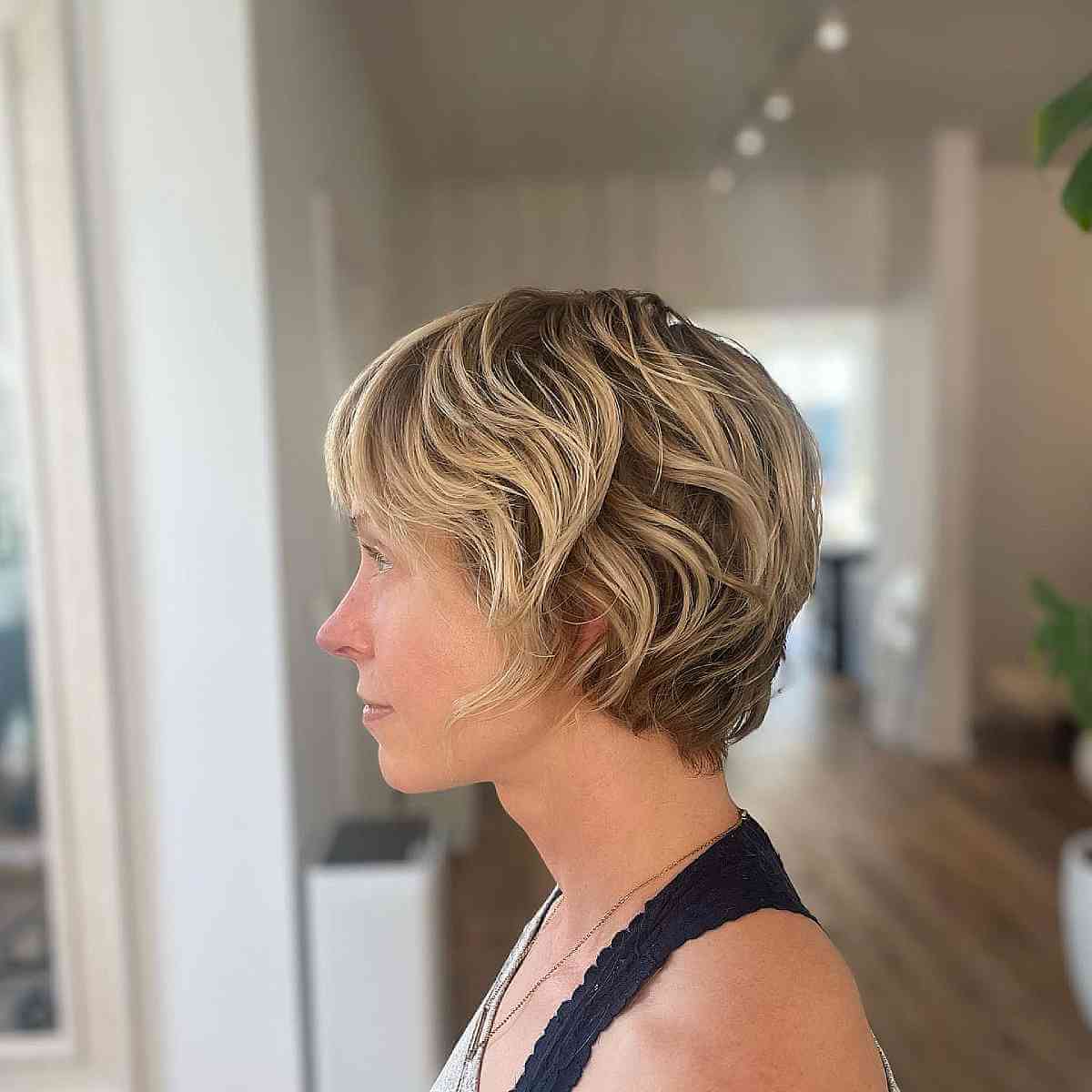 32 Cutest Short Shaggy Haircuts for Fine Hair to Look Fuller