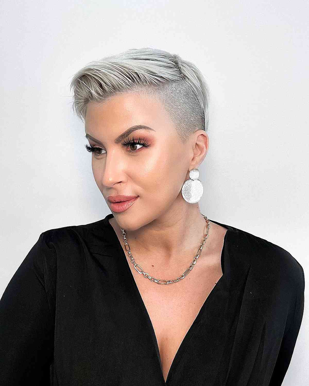 56 Types of Undercut Pixie Cuts & How to Rock It Best