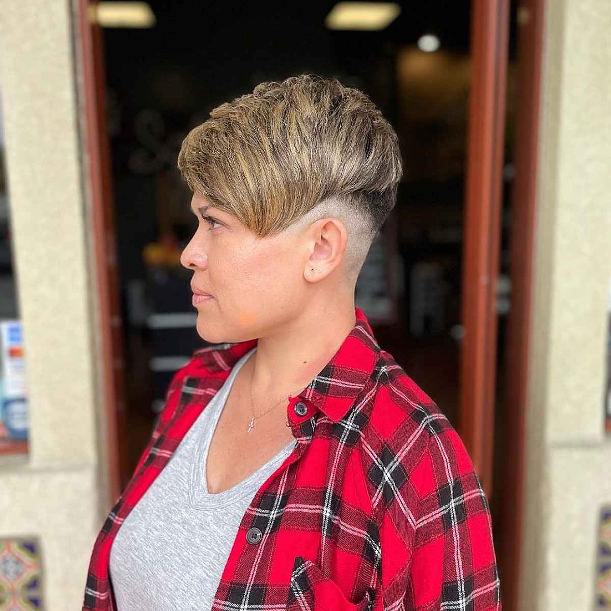 56 Types of Undercut Pixie Cuts & How to Rock It Best