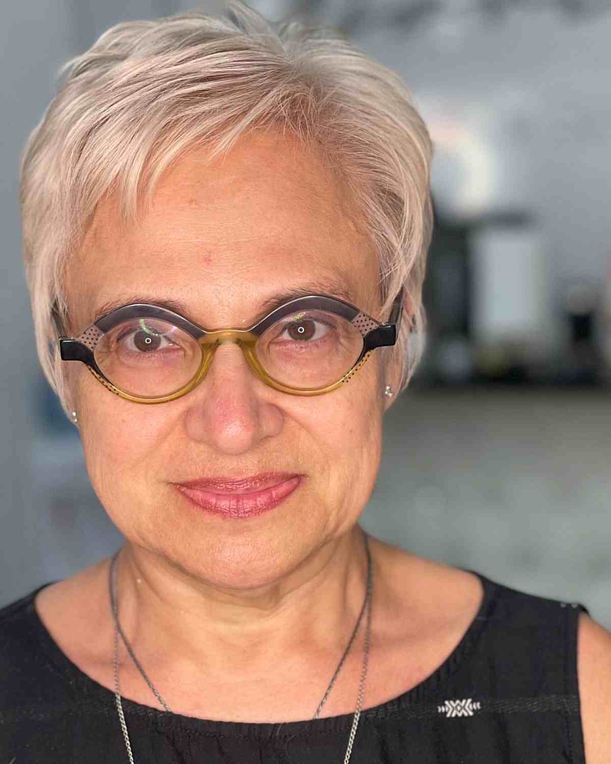 50+ Fabulous Short Haircuts Women Over 60 Are Getting in 2025