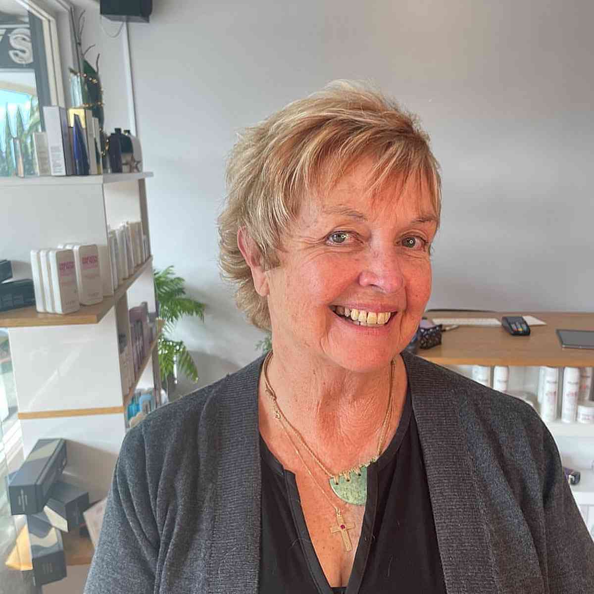 21 Short Choppy Haircuts Women in Their 70s Can Pull-Off