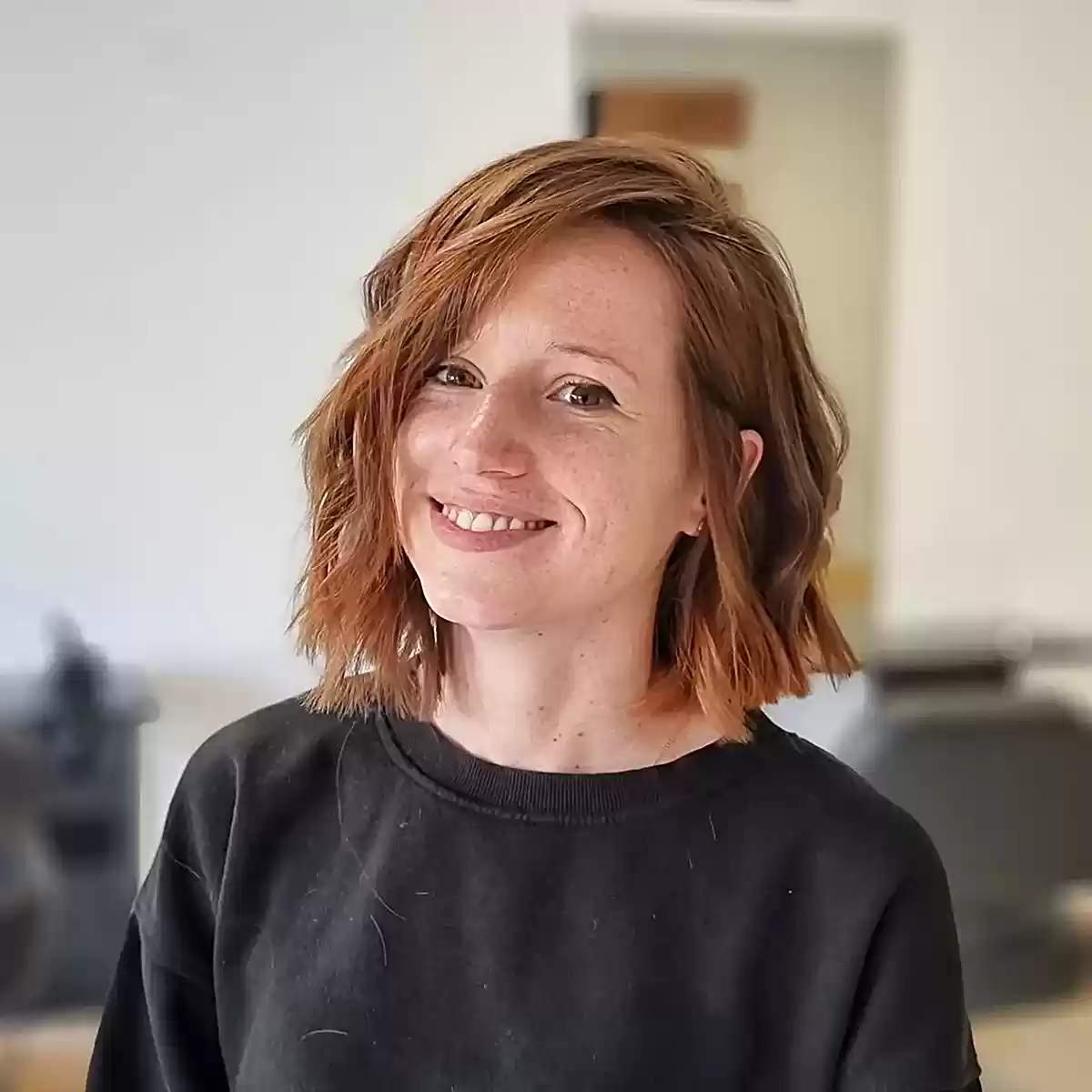 28 Best Short Hair with Side Bangs Women Are Getting Right Now
