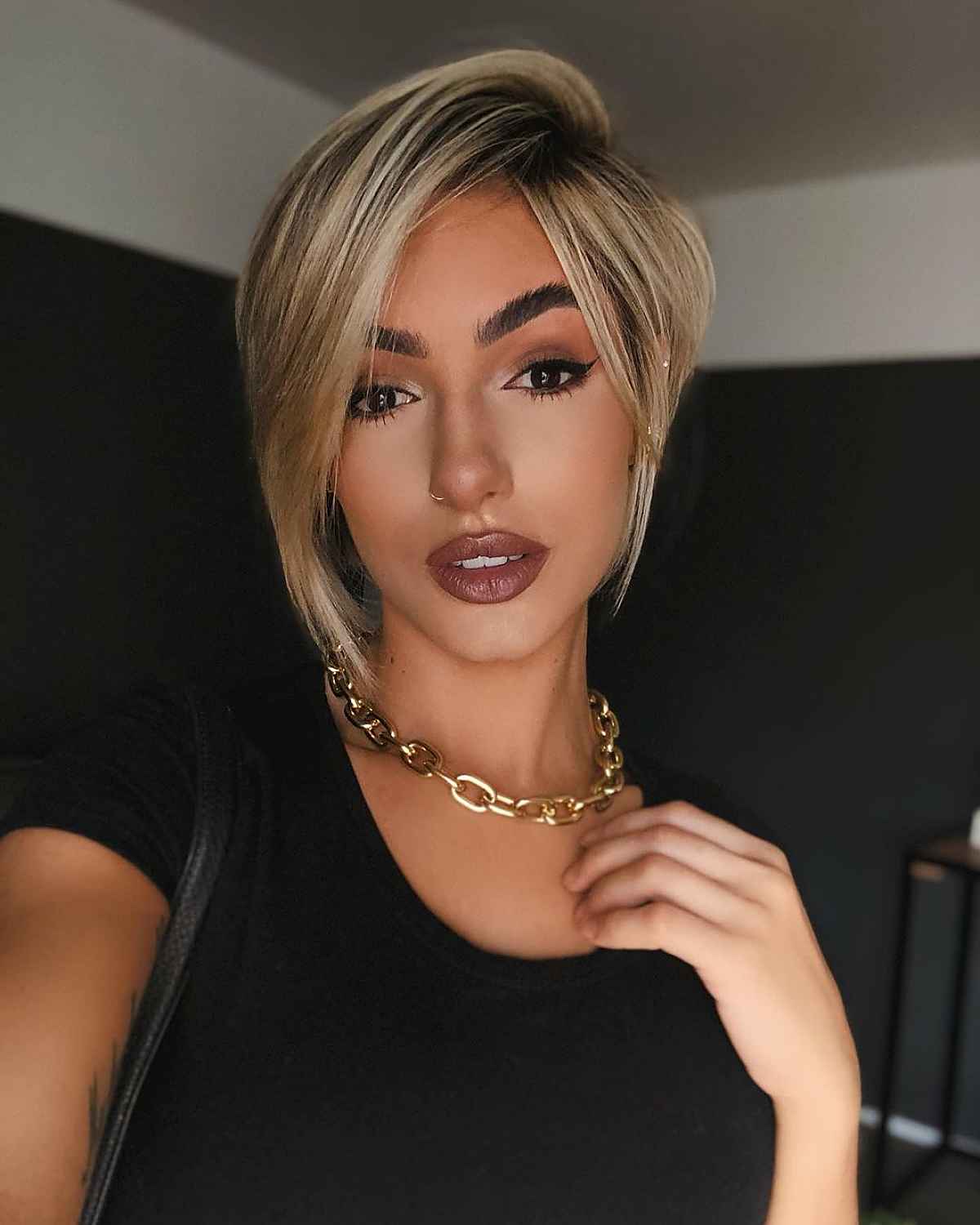 31 Hottest Short Asymmetrical Haircuts Right Now