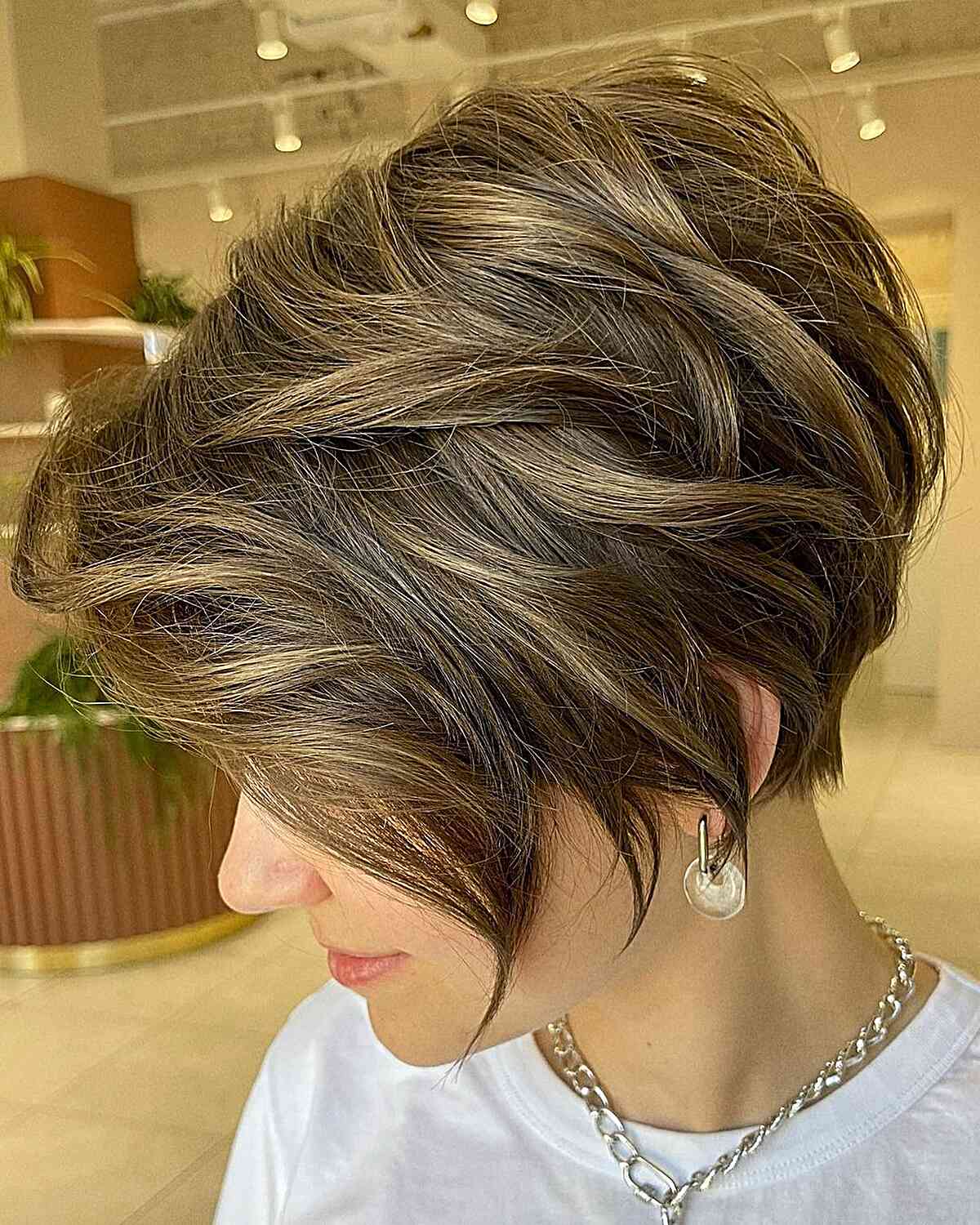 50 Hottest Ways to Have Short Brown Hair in 2025