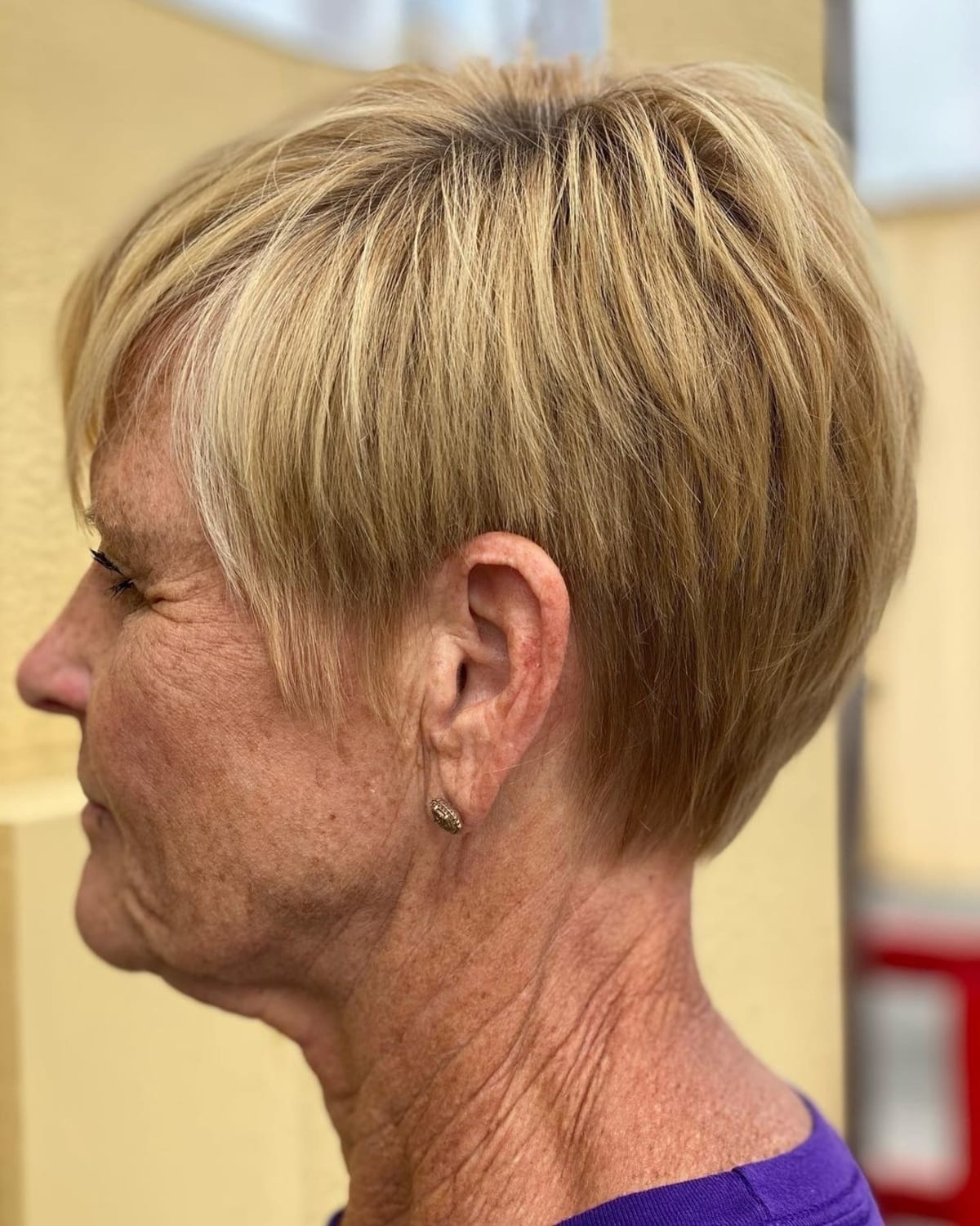 30 Trendy Short Haircuts for Older Women with Fine Hair to Boost Volume