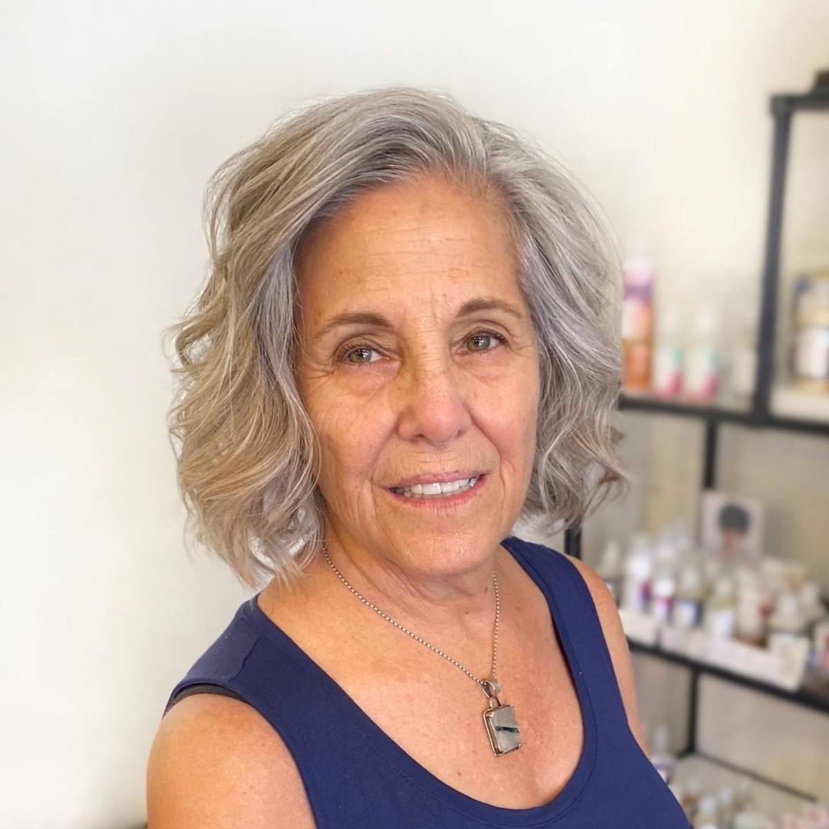 30 Trendy Short Haircuts for Older Women with Fine Hair to Boost Volume