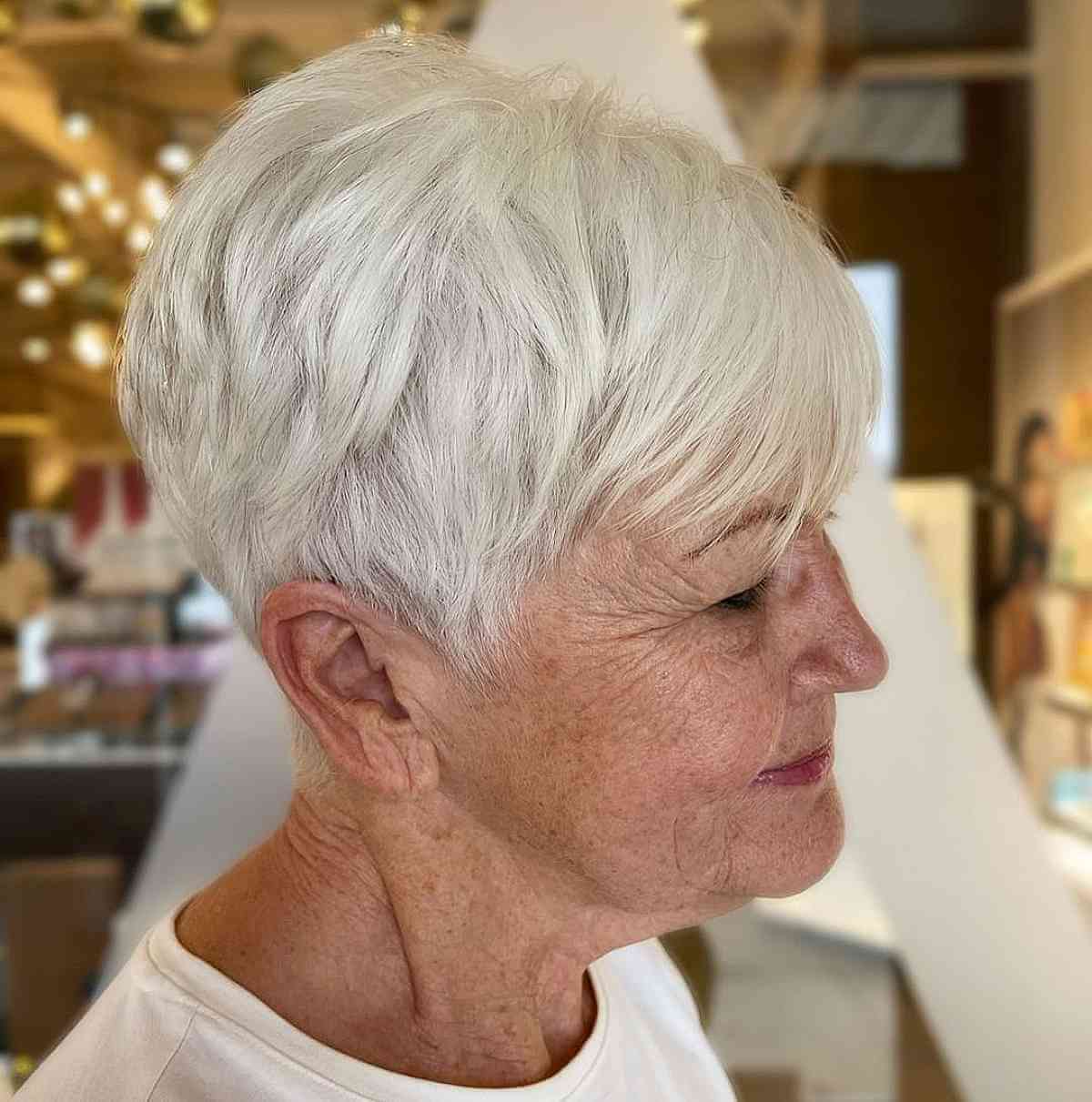37 Youthful Short Haircuts for Women Over 70 Looking for a Stylish Hairdo