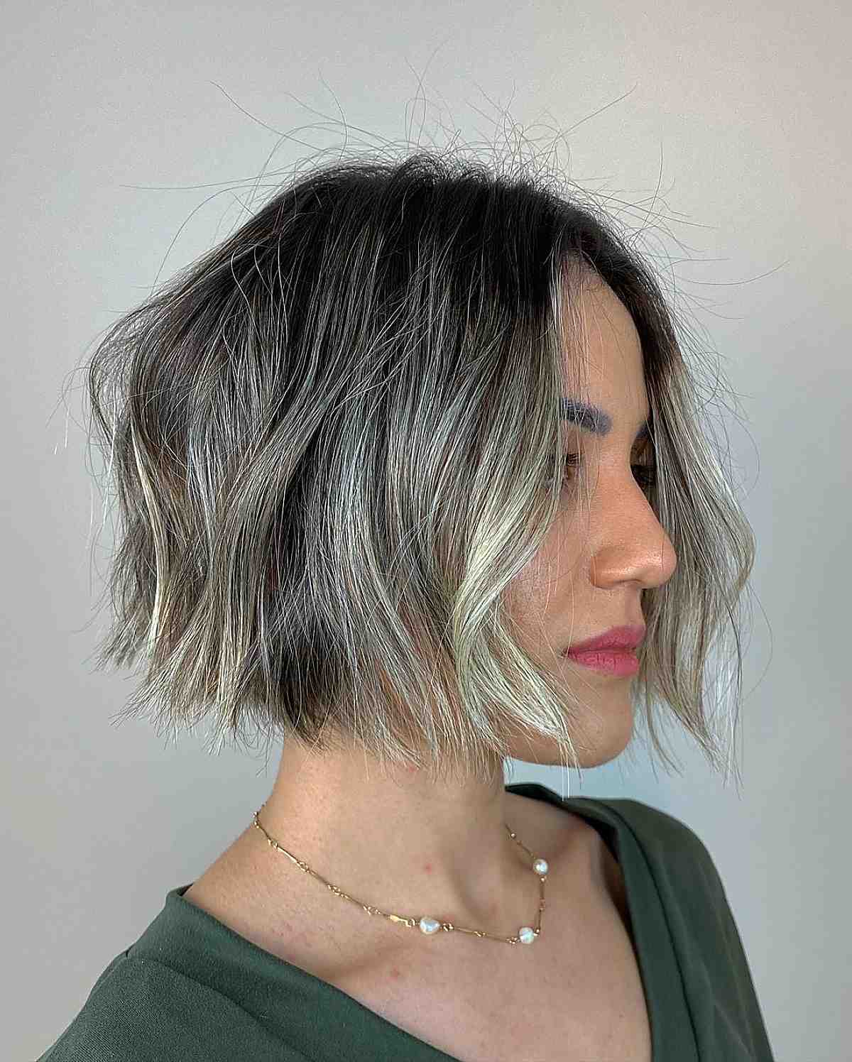 25 Short Messy Hair Ideas To Try in 2025