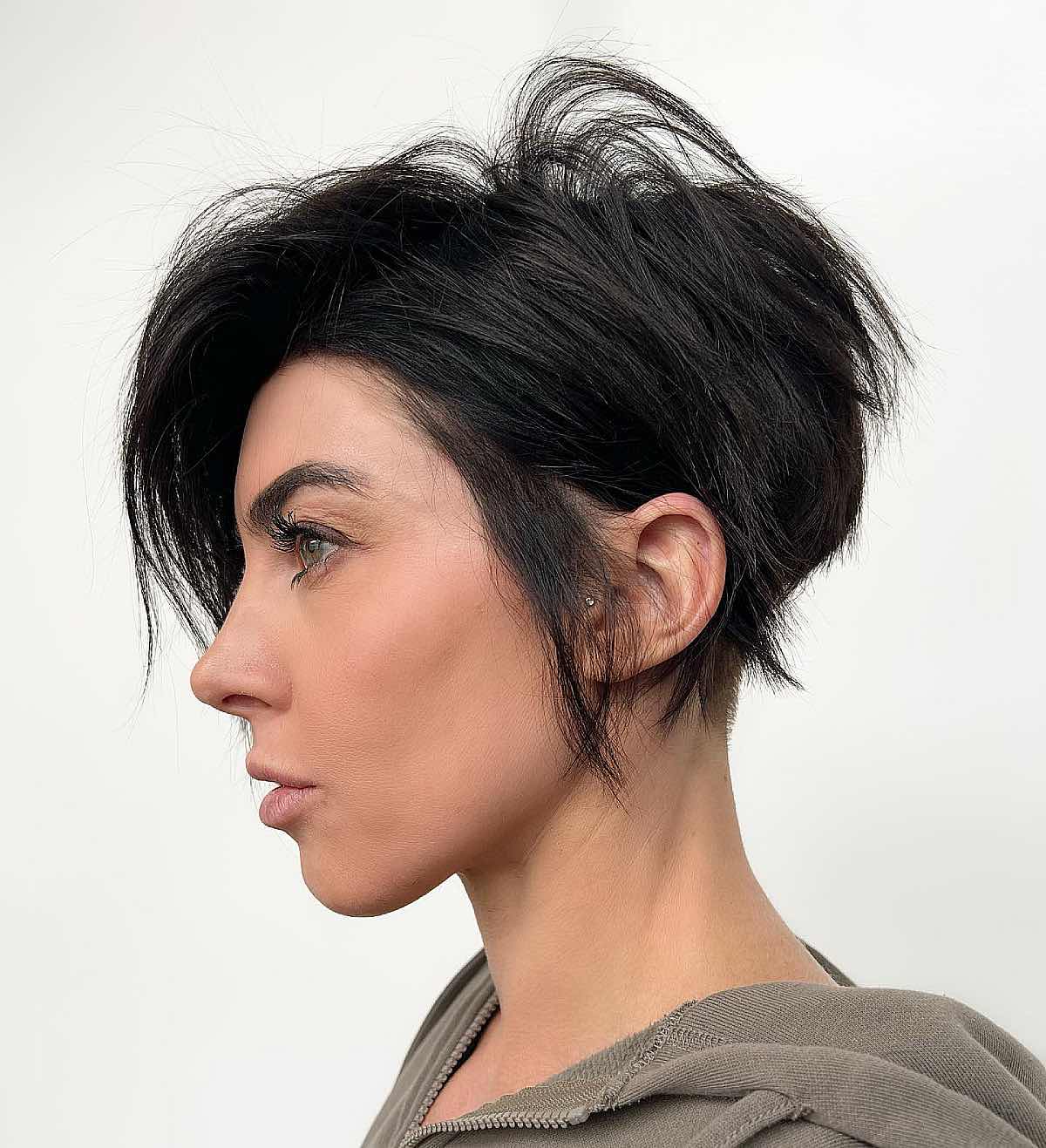 25 Short Messy Hair Ideas To Try in 2025