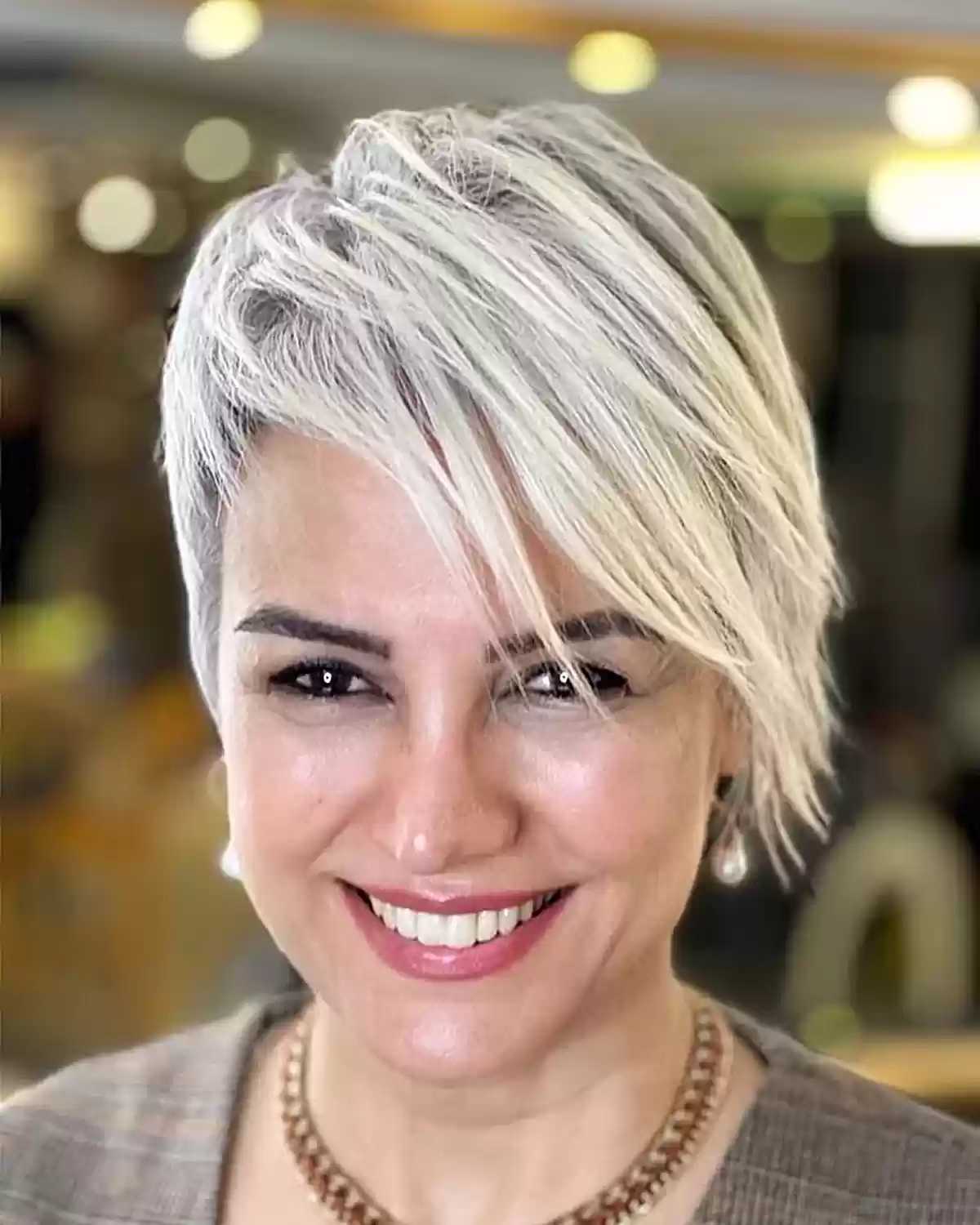 46 Gorgeous Short Straight Hairstyle Ideas to Try in 2025