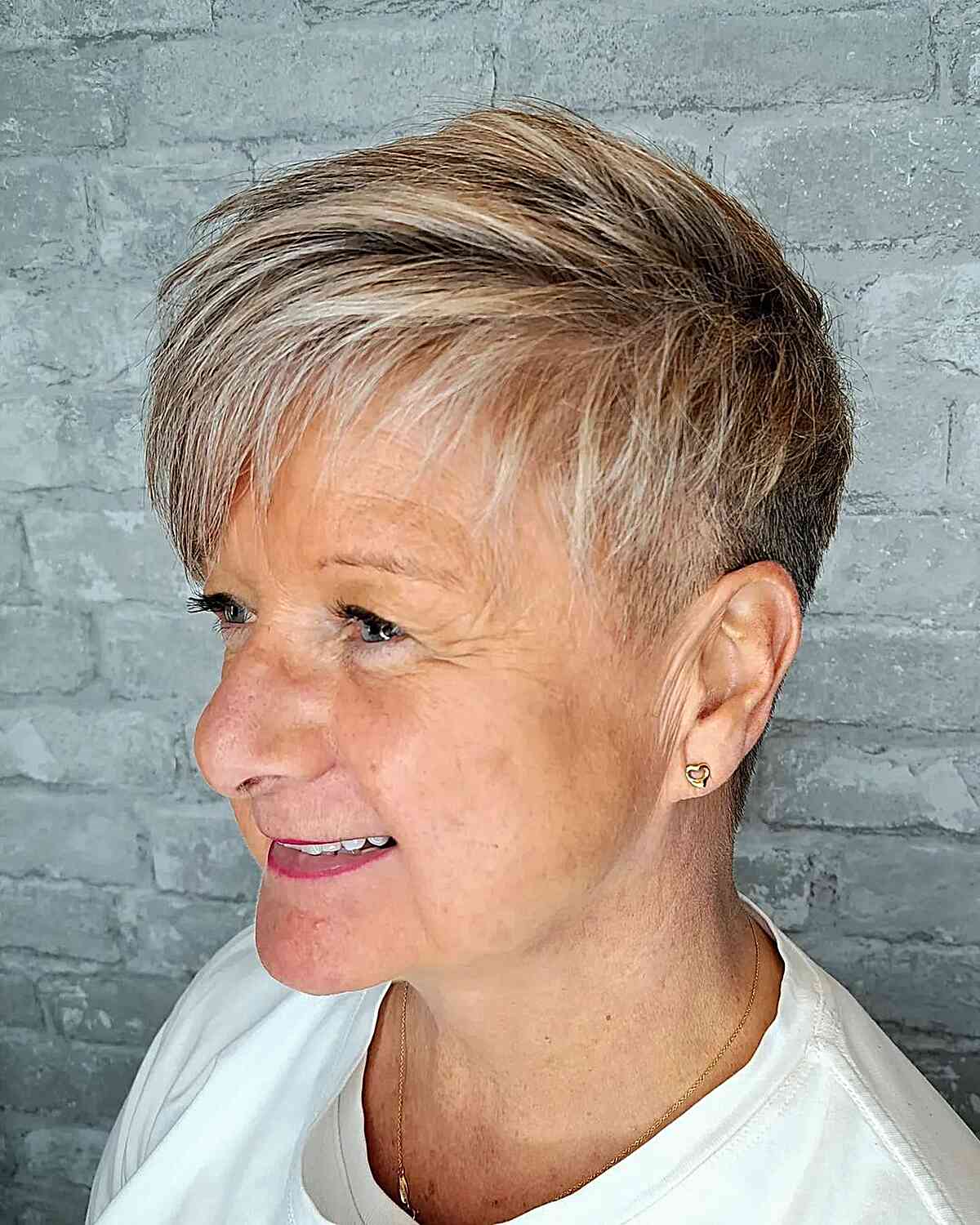 58 Cutest Pixie Cuts with Bangs for a Face-Flattering Crop