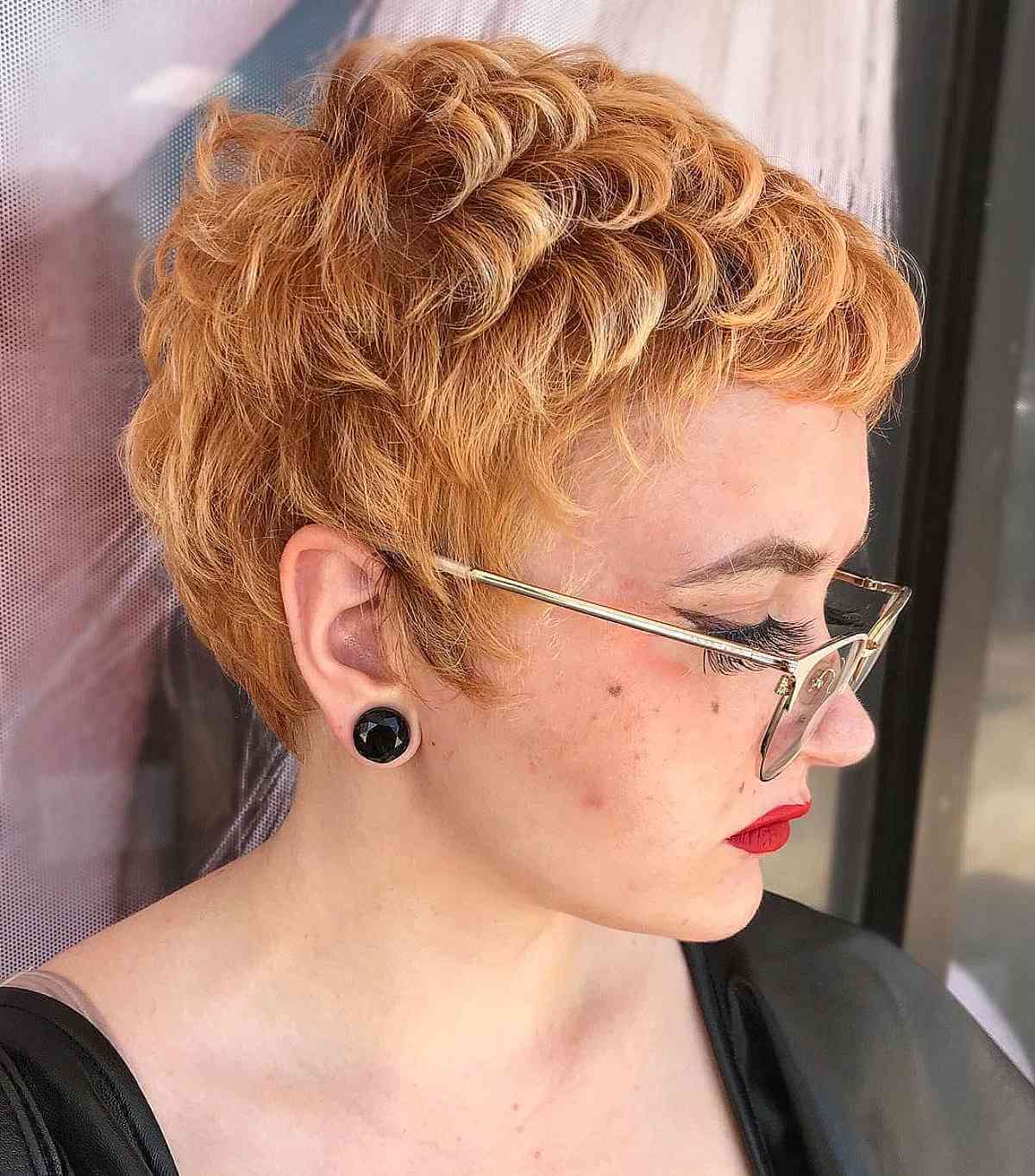 57 Textured Pixie Cut Ideas for a Messy, Modern Look