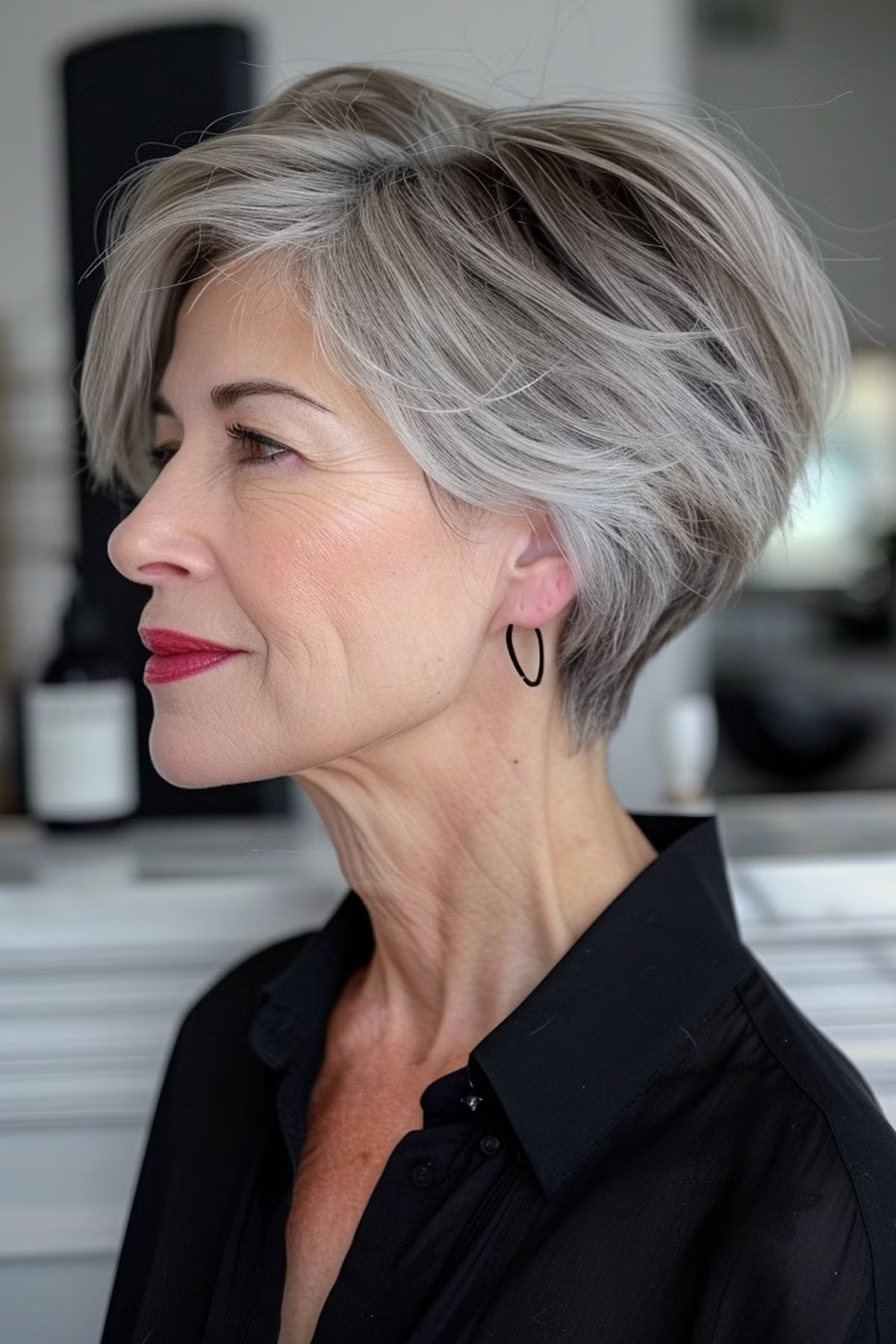 28 Stylish Wedge Haircuts for Women Over 60