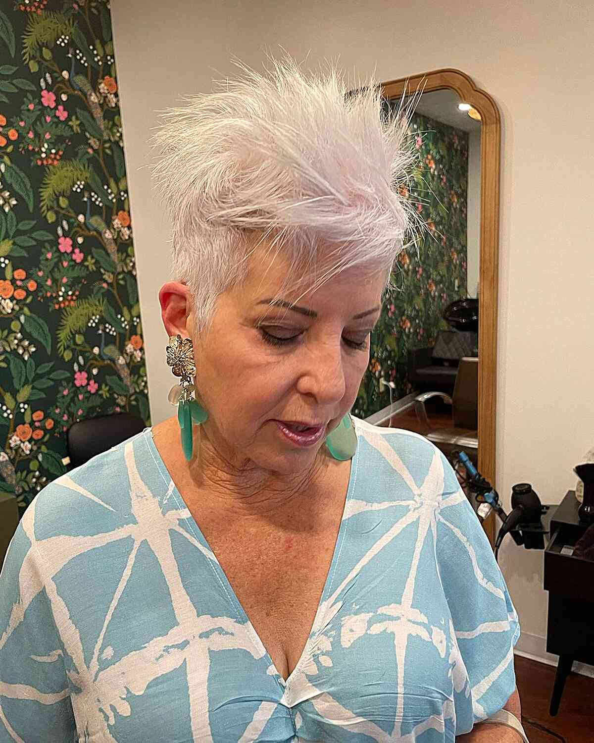 27 Short Spiky Haircuts for Women Over 60 with Sass