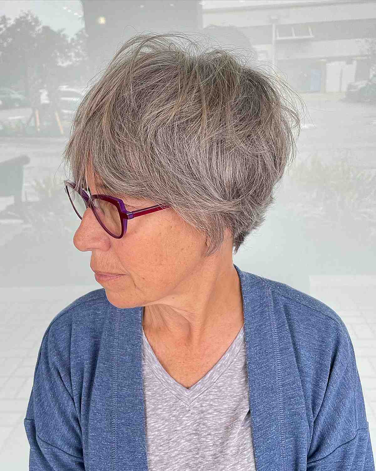 24 Best Pixie Haircuts for Older Women (2025 Trends)