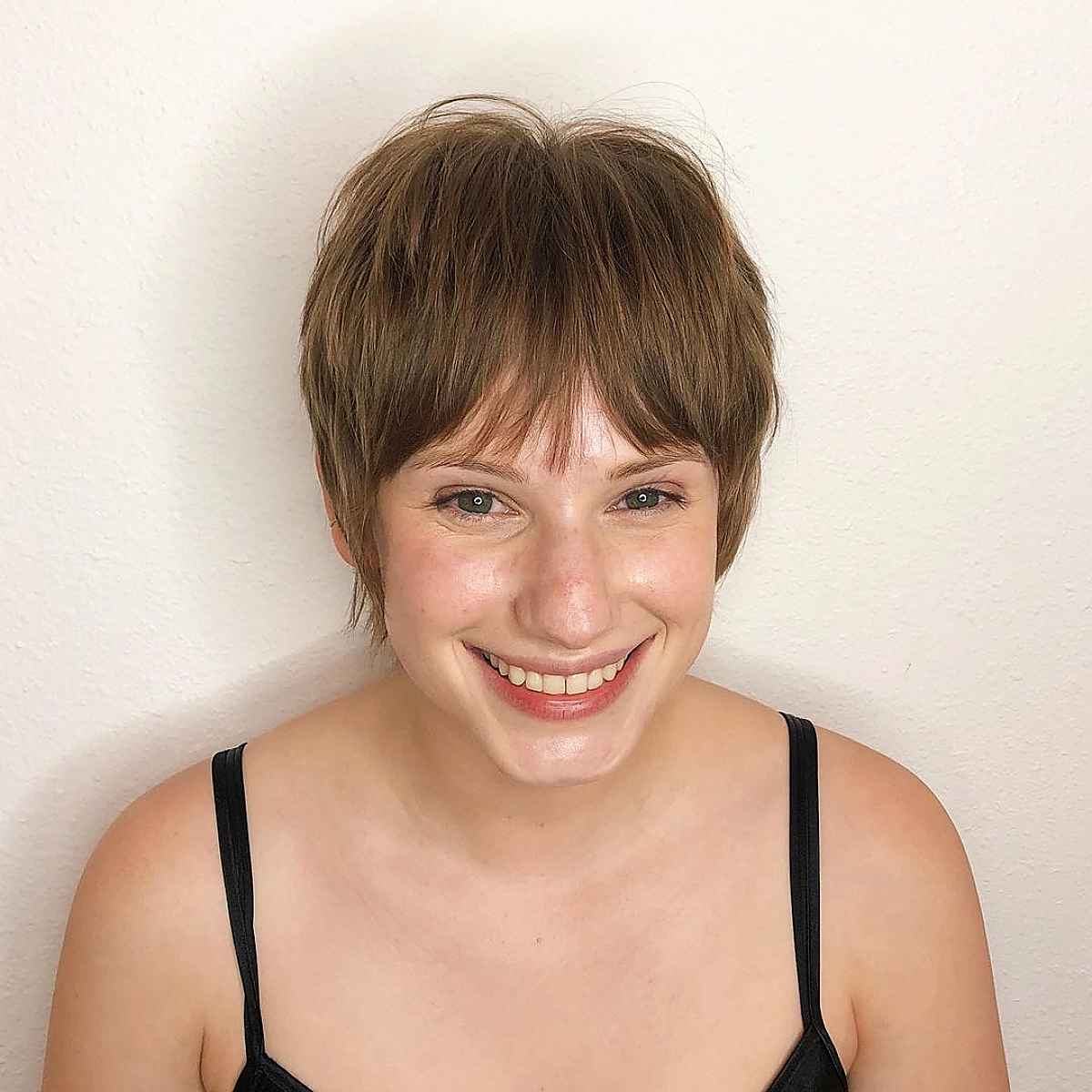 37 Best Ways to Wear Curtain Bangs with Short Hair