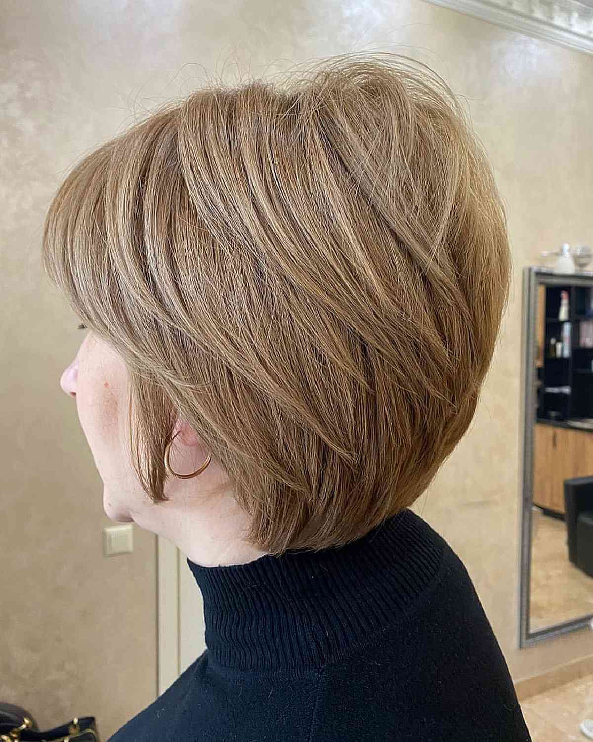 Short, Feathered Hair Ideas to Try If You’re Going for a Very Layered Look