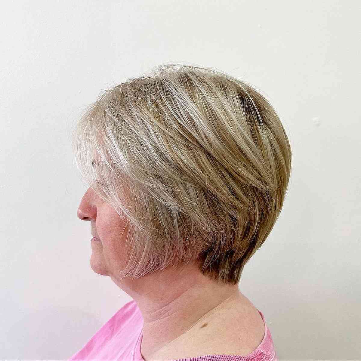 Short, Feathered Hair Ideas to Try If You’re Going for a Very Layered Look