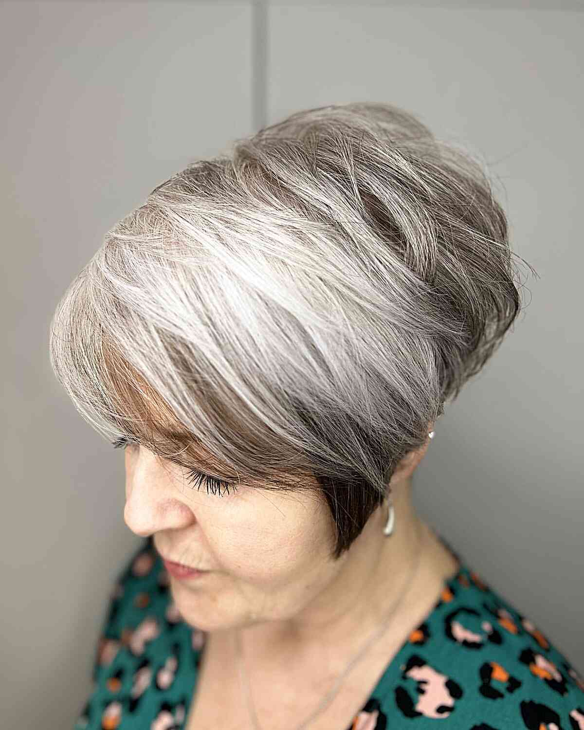 52 Short Hair with Bangs Trending in 2025