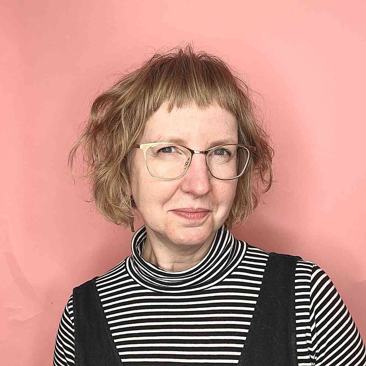 52 Short Hair with Bangs Trending in 2025