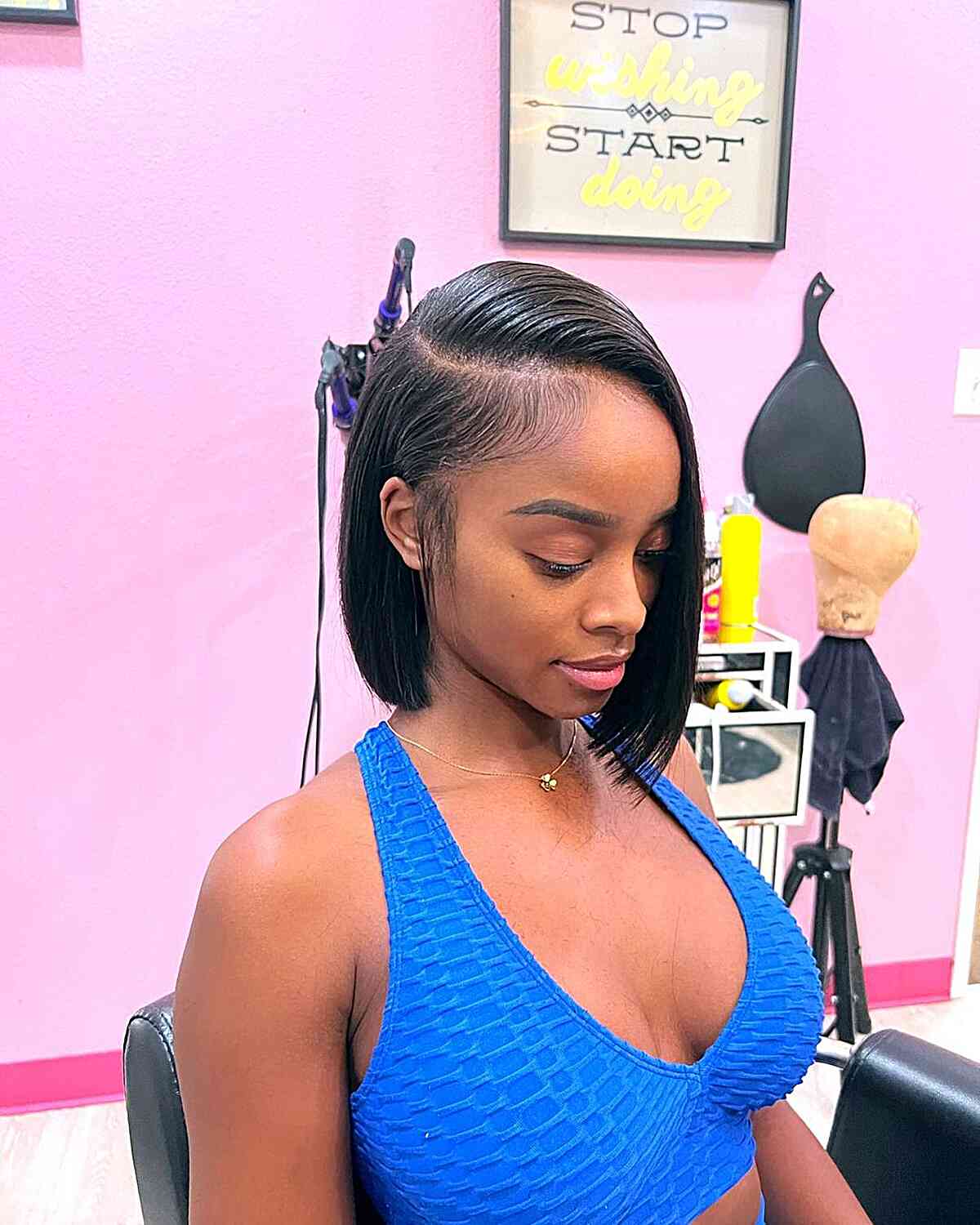 28 Hottest Short Weave Hairstyles for Black Women in 2025