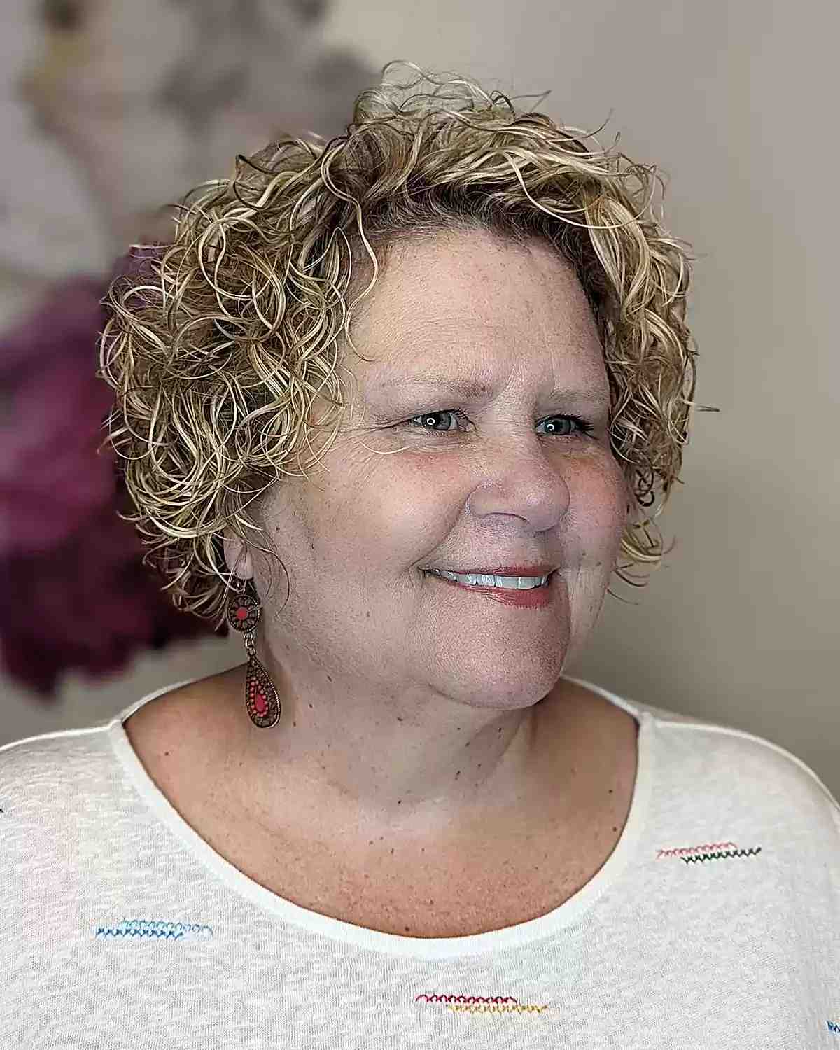 31 Stylish Short, Curly Hairstyles for Older Women