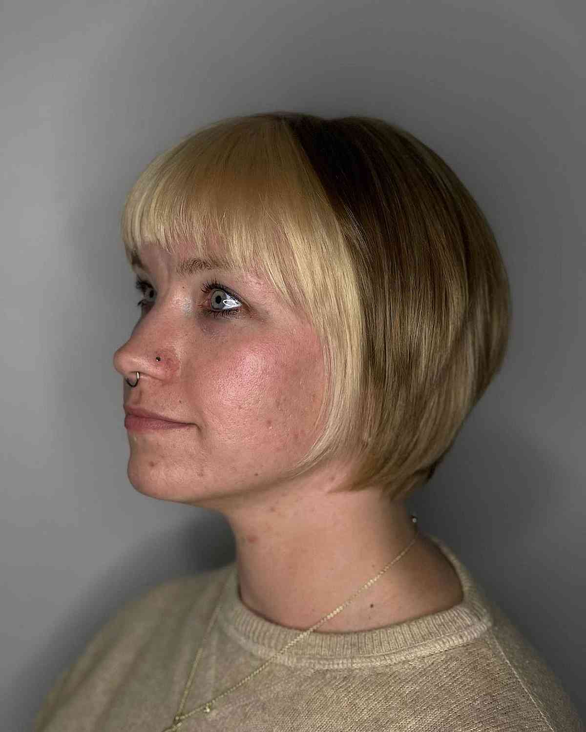 45 Cutest Above-The-Shoulder Haircuts for A Perfect In-Between Length