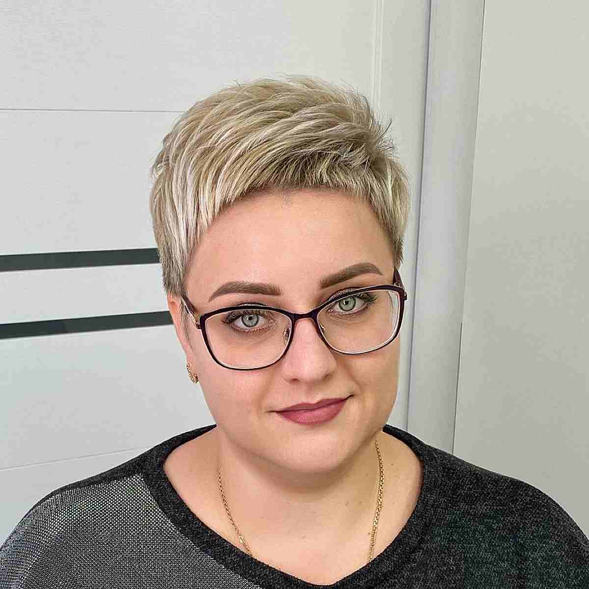 70 Super Short Pixie Cuts That Are Still Feminine