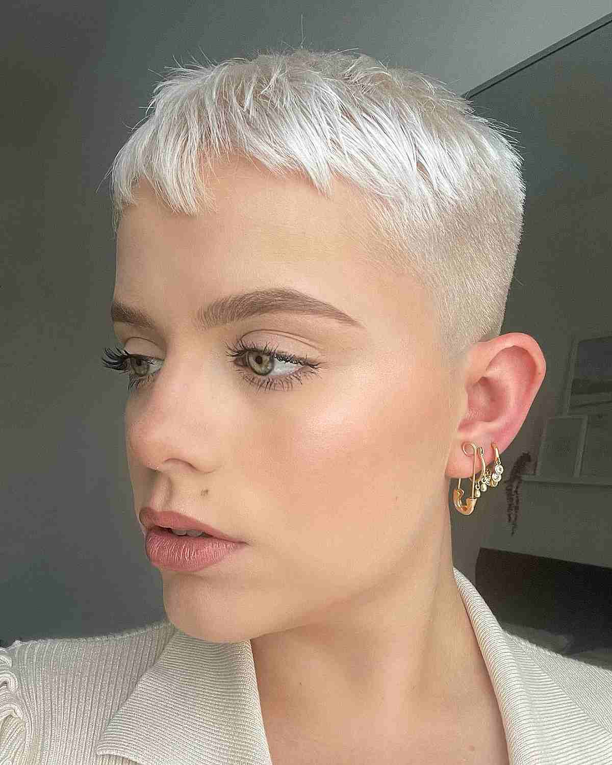 70 Super Short Pixie Cuts That Are Still Feminine