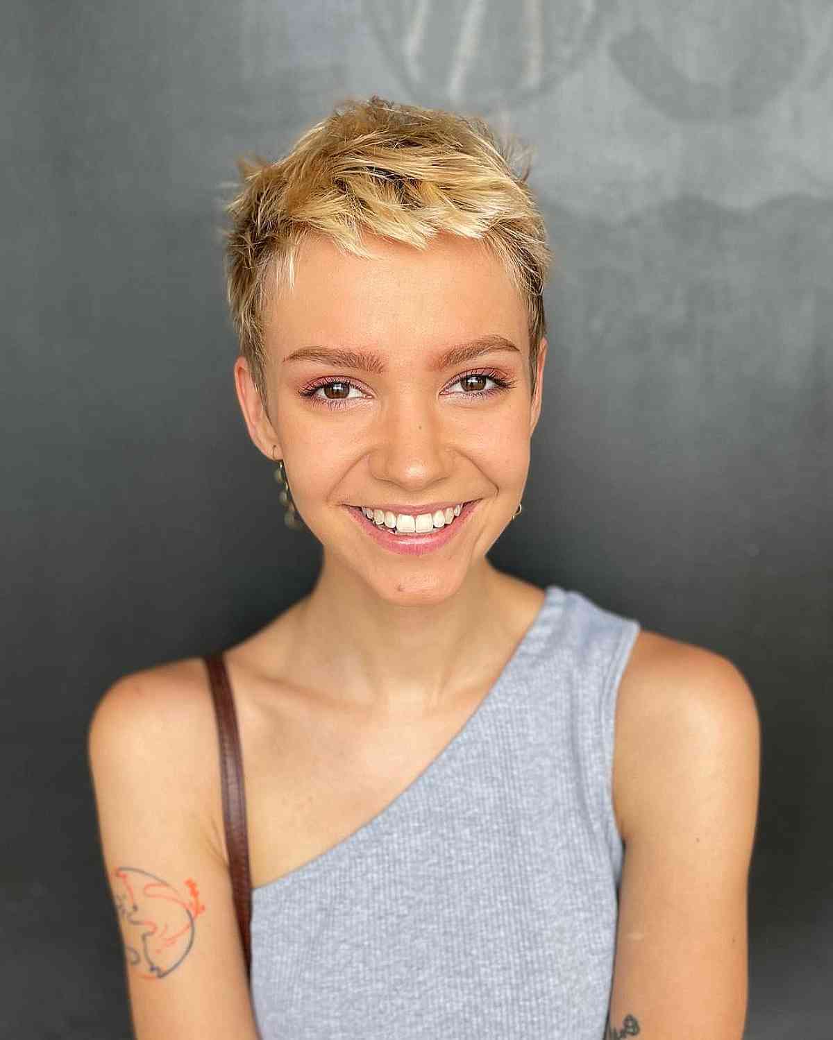 70 Super Short Pixie Cuts That Are Still Feminine