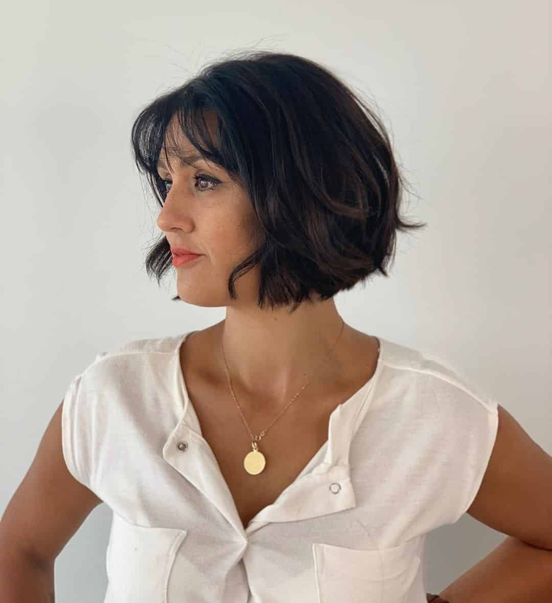 64 Sexiest Short Hairstyles for Women Over 40 in 2025
