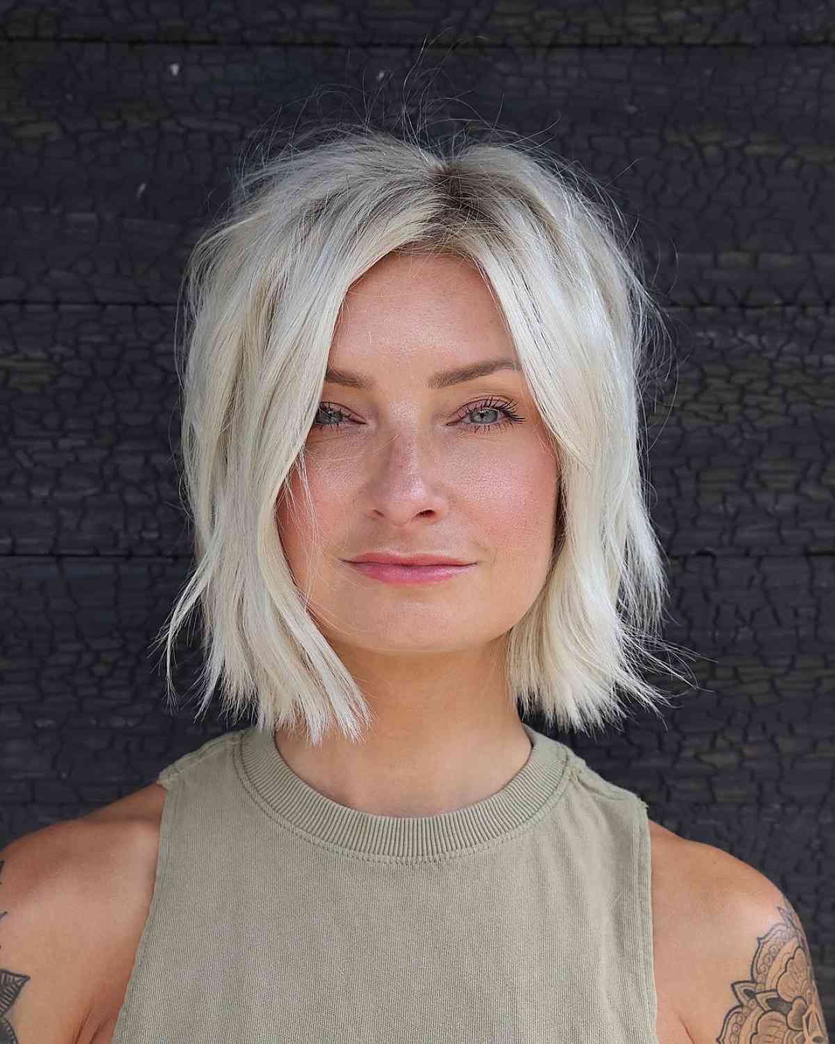 64 Sexiest Short Hairstyles for Women Over 40 in 2025