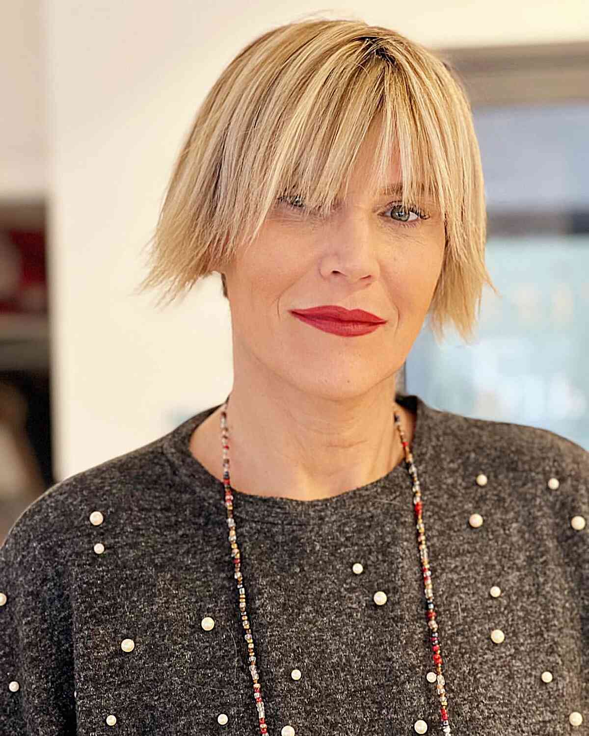 29 Ways You Can Get an Ear-Length Haircut and Still Look Cute