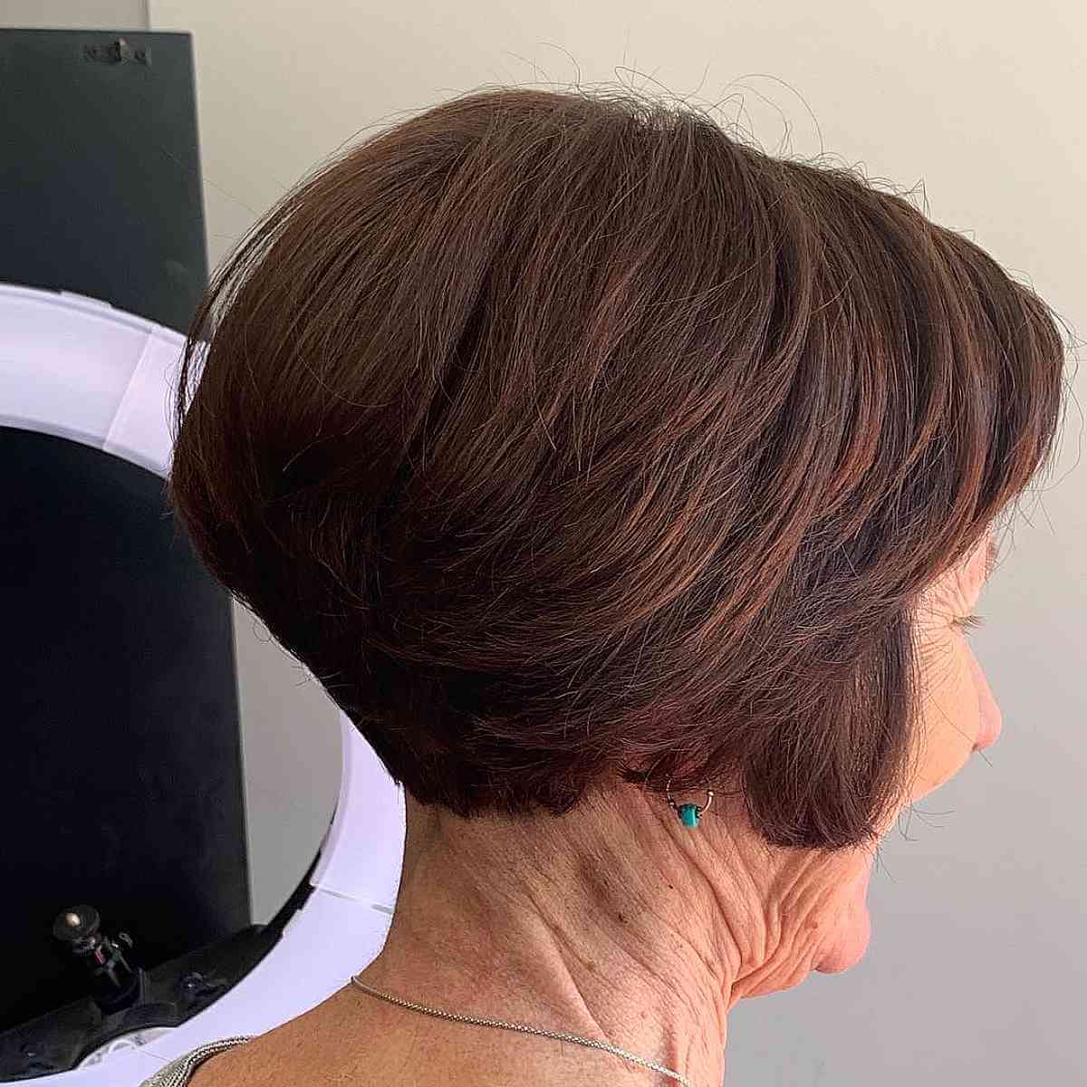 29 Ways You Can Get an Ear-Length Haircut and Still Look Cute