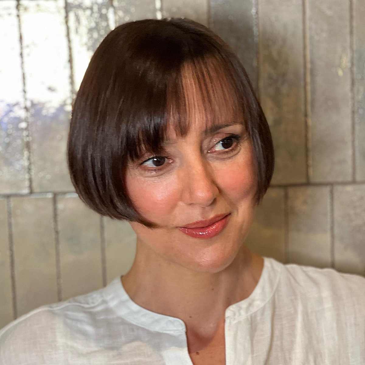 29 Ways You Can Get an Ear-Length Haircut and Still Look Cute