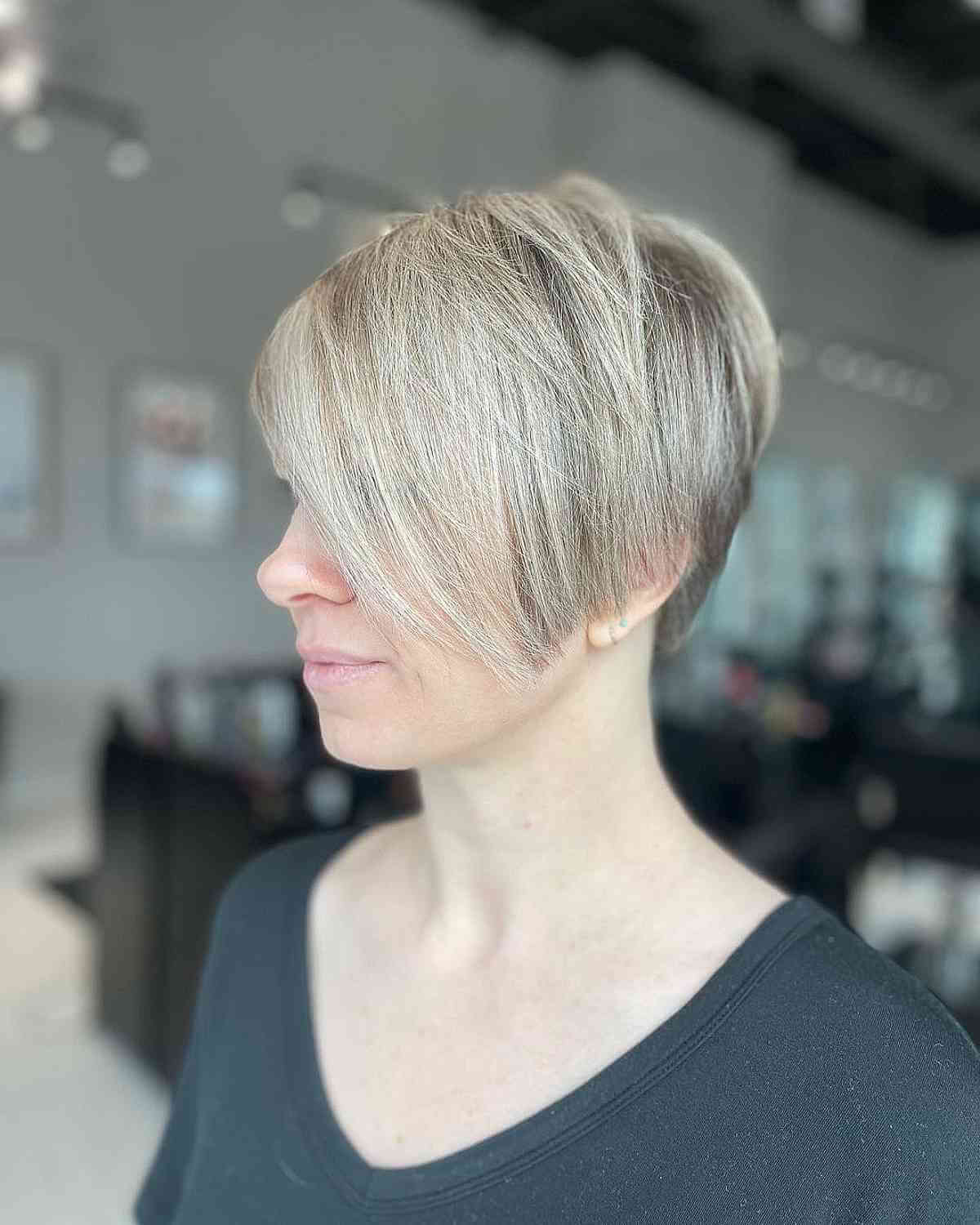 29 Ways You Can Get an Ear-Length Haircut and Still Look Cute