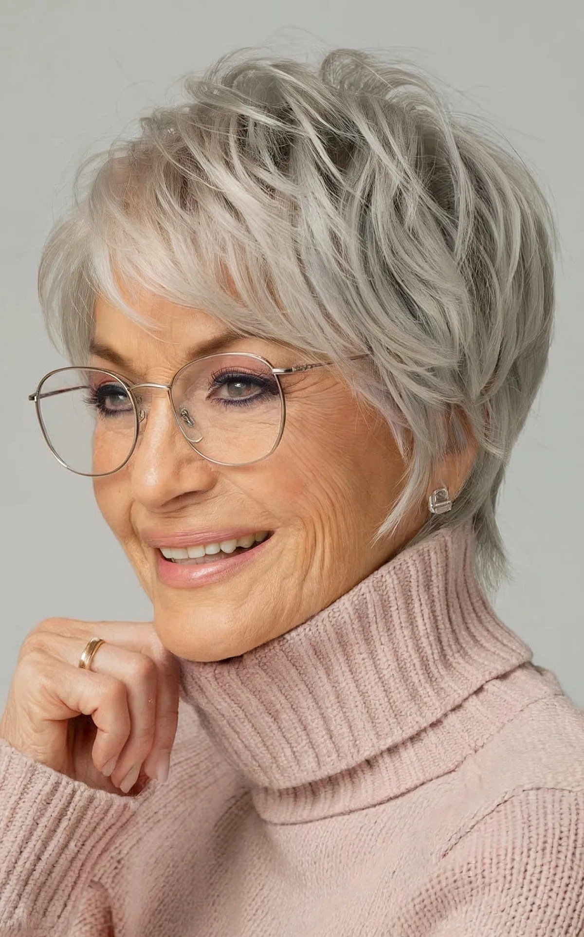 26 Incredible Short “Choppy” Haircuts for Women Over 60