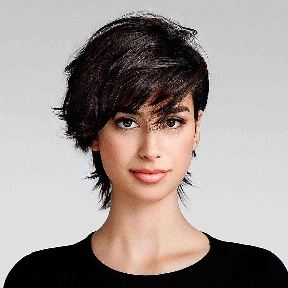 54 Top Short Hairstyles for Thick Hair to Be More Manageable