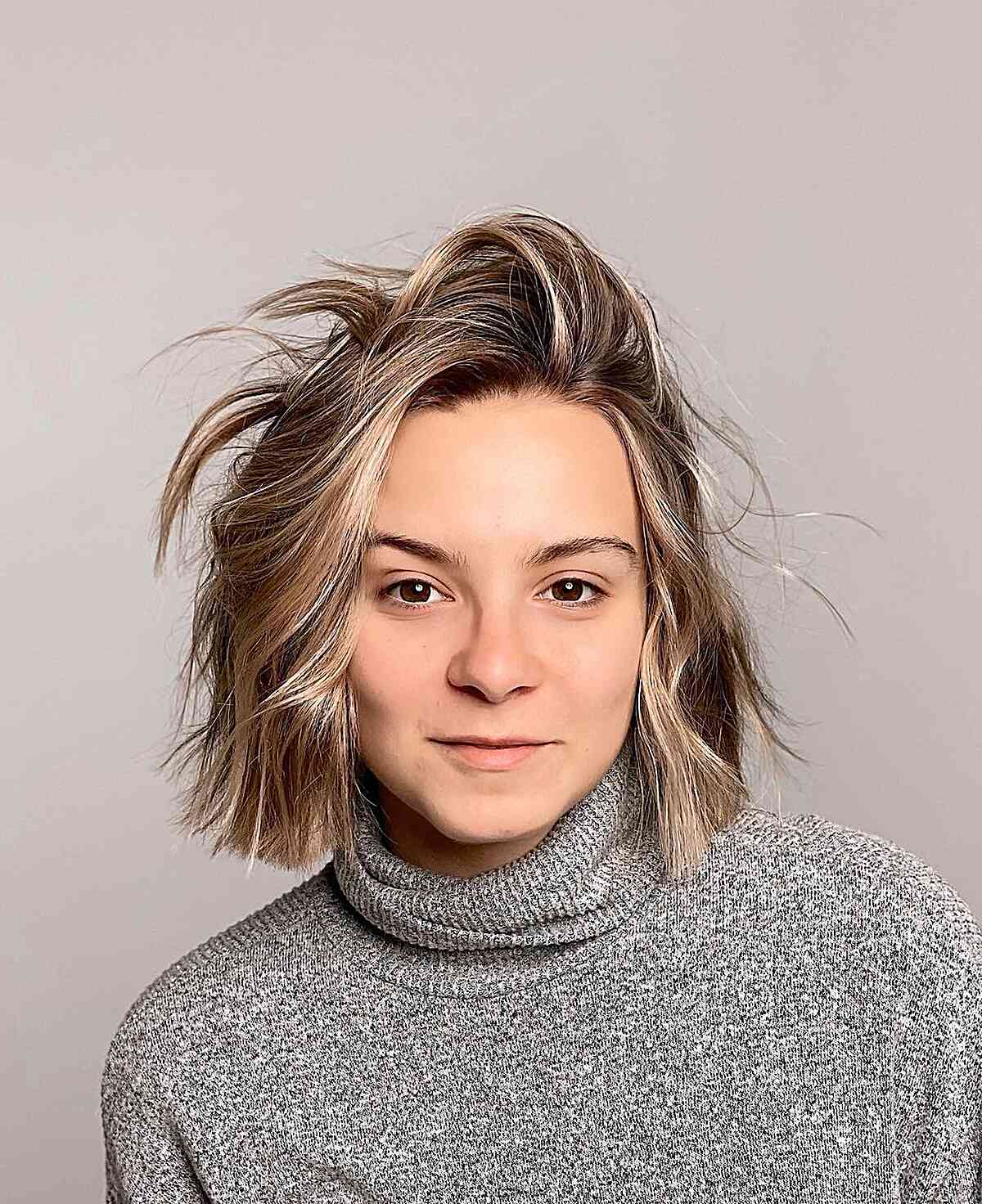 54 Top Short Hairstyles for Thick Hair to Be More Manageable